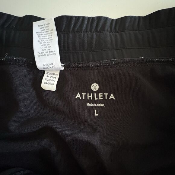 Athleta Black & White Tropical Floral Swim Shorts Swimsuit Bottom Size Large - Picture 6 of 8